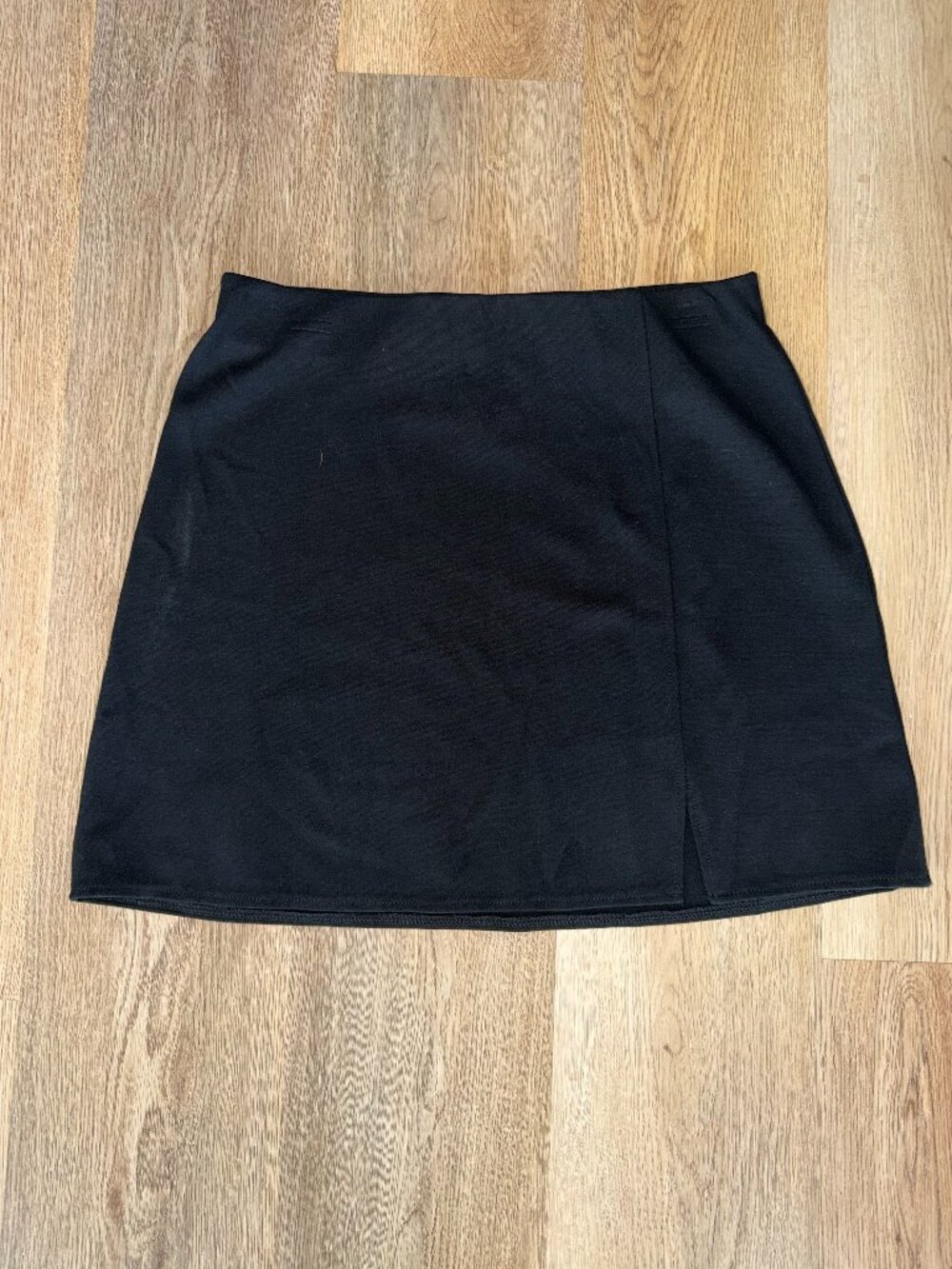NWT H&M Skirt Size Medium